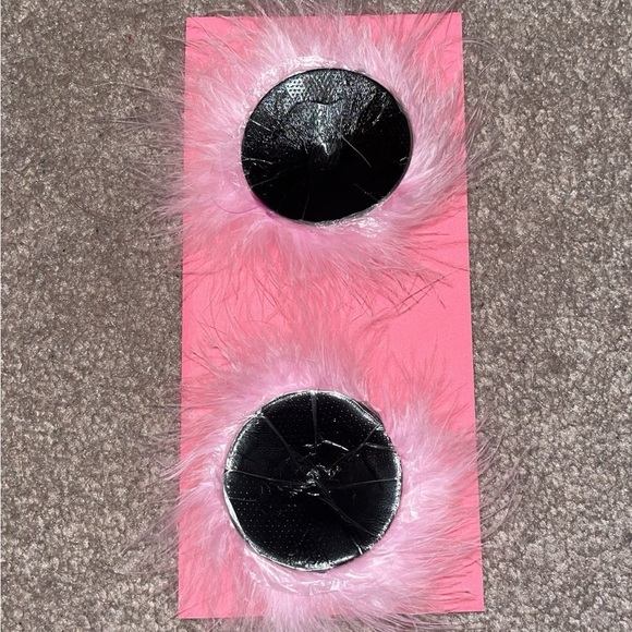 💖FREE with Purchase💖 Pink Fuzzy Pasties!! - Picture 4 of 4